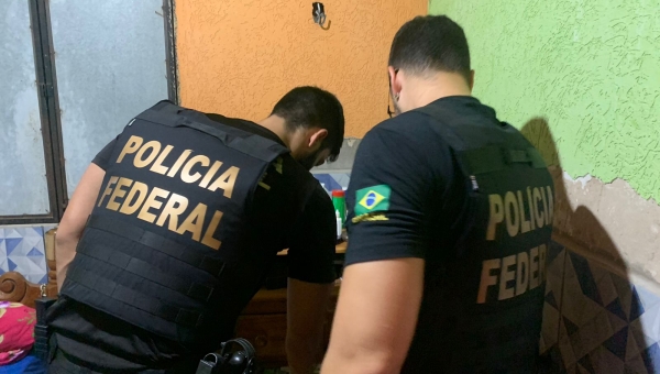 No Acre, homem que armazenava imagens de abuso sexual infantil no celular é preso pela PF